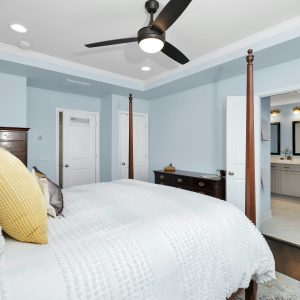 average master bedroom size